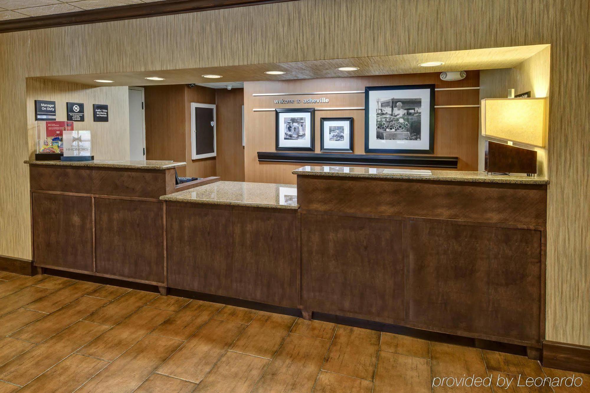 Hampton Inn Asheville - Biltmore Area Екстер'єр фото